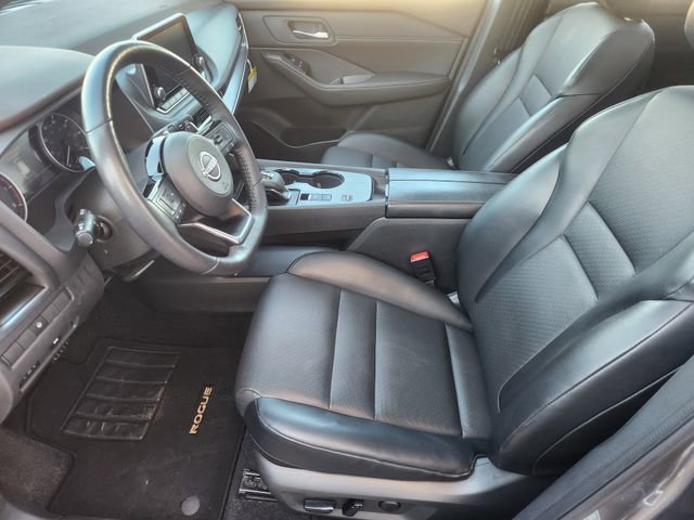 Used 2022 Nissan Rogue SV w/ SV Premium Package image 9