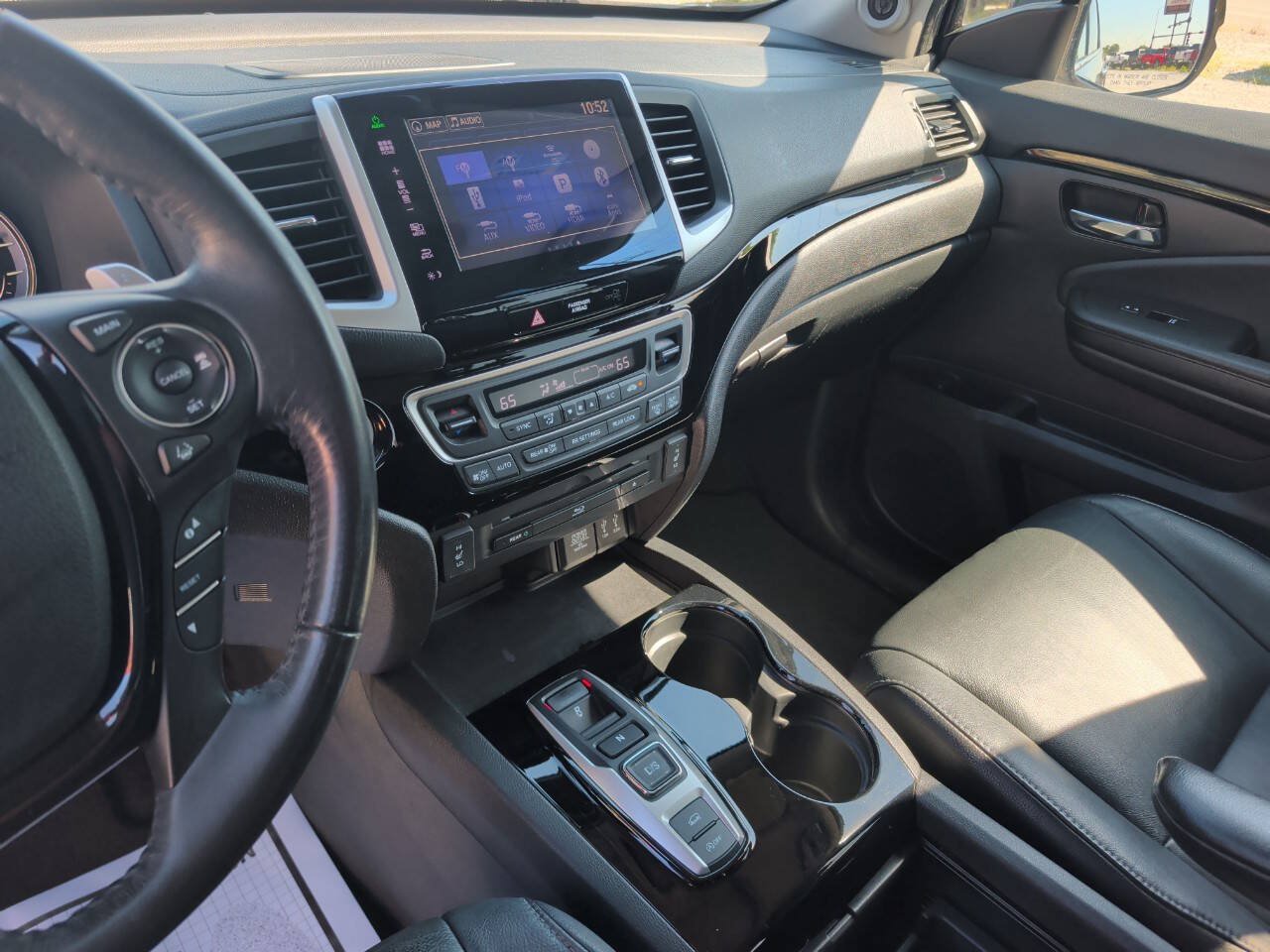 Used 2016 Honda Pilot Touring image 11