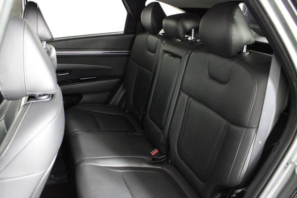 Used 2022 Hyundai Tucson SEL w/ Convenience + Premium Package FWD image 19