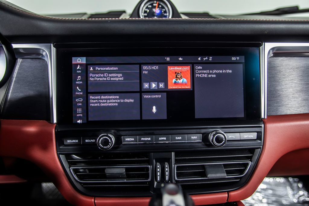 Used 2021 Porsche Macan GTS AWD/4WD image 26