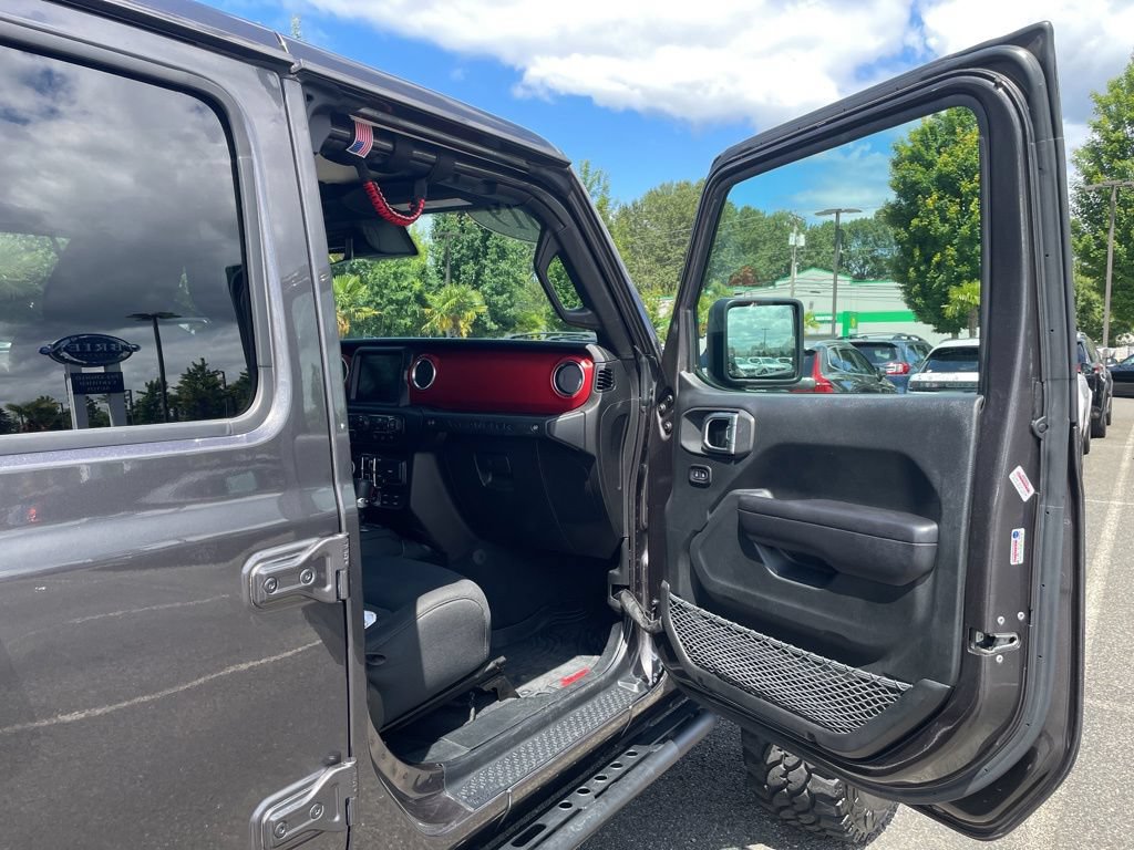 Used 2019 Jeep Wrangler Unlimited Rubicon AWD/4WD image 18