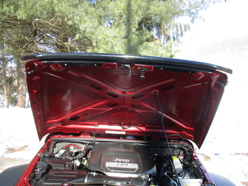 Used 2012 Jeep Wrangler Unlimited Sport image 7