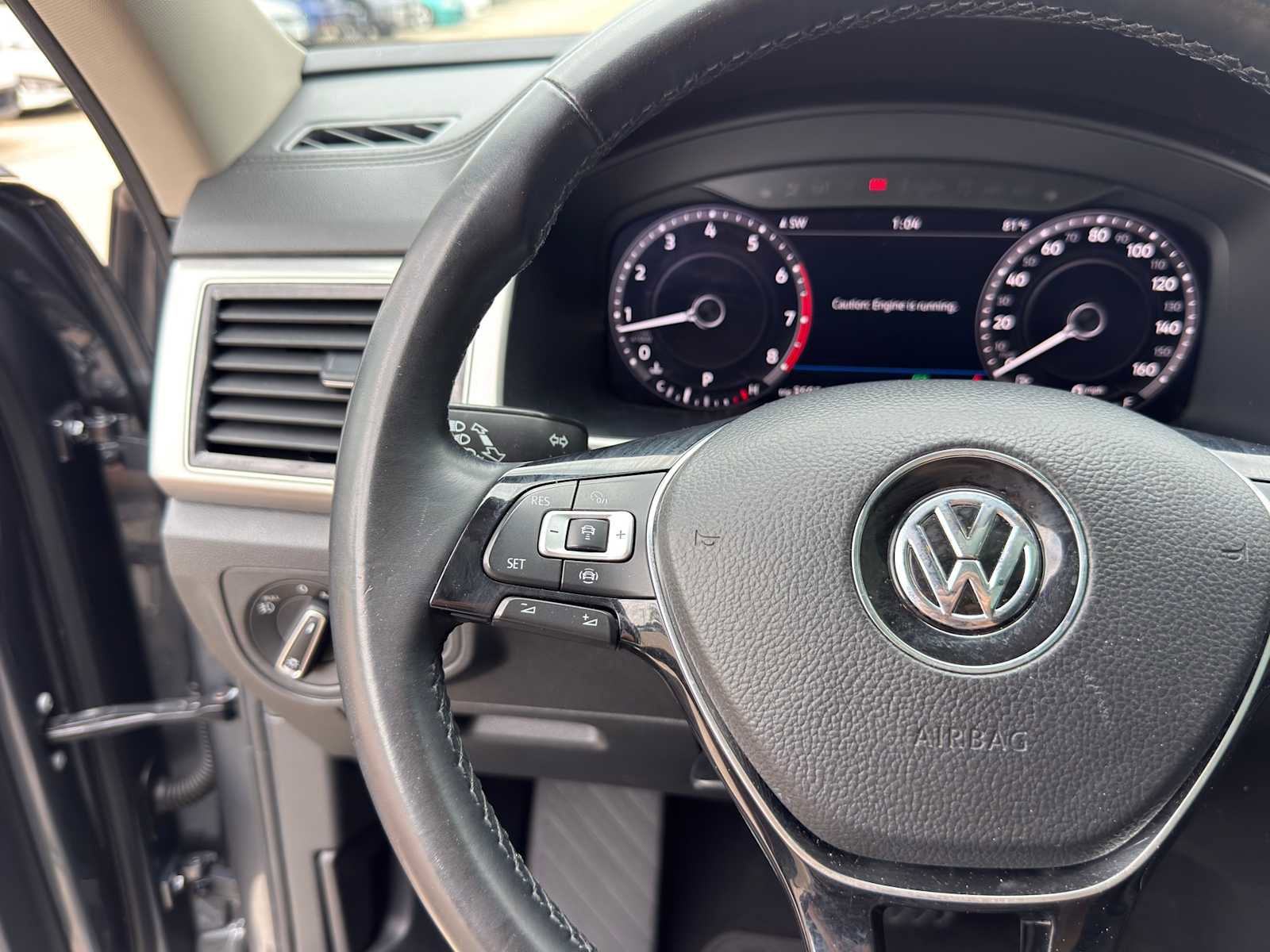 Used 2019 Volkswagen Atlas SEL FWD image 14