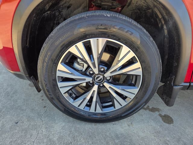 Used 2023 Nissan Rogue SV w/ SV Premium B Package image 10