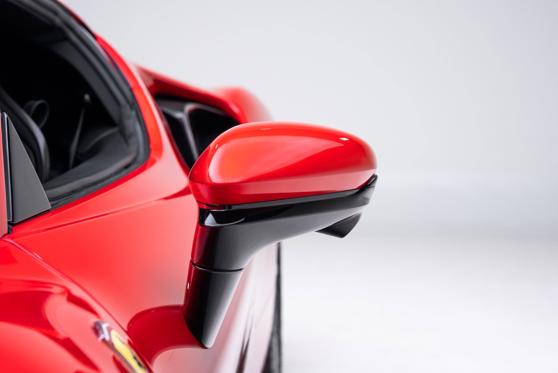Used 2024 Ferrari SF90 Stradale AWD/4WD image 13