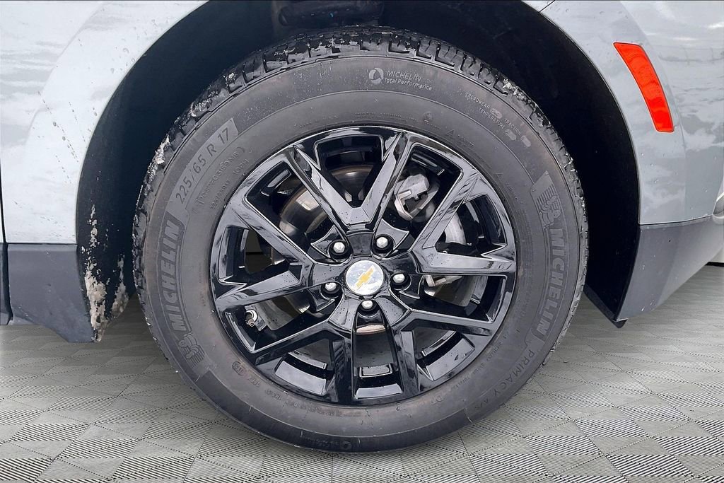 Used 2023 Chevrolet Equinox LT image 34