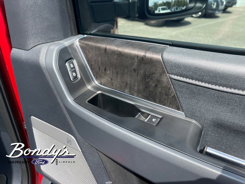 Used 2024 Ford F250 Lariat w/ Sport Appearance Package image 19