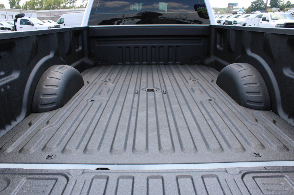 Used 2025 Ford F350 XL AWD/4WD image 16