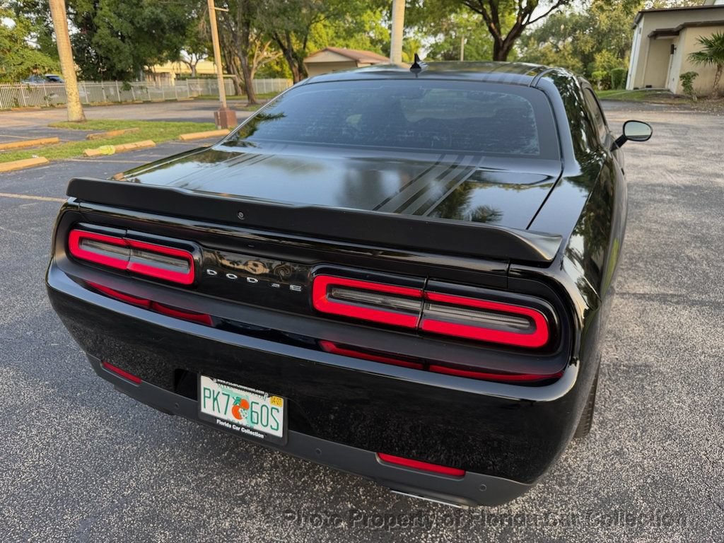 Used 2015 Dodge Challenger R/T Plus RWD image 18