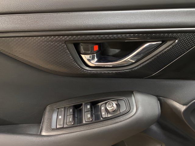 Used 2024 Subaru Outback Premium AWD/4WD image 32
