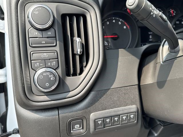 New 2025 GMC Sierra 2500 Pro image 17