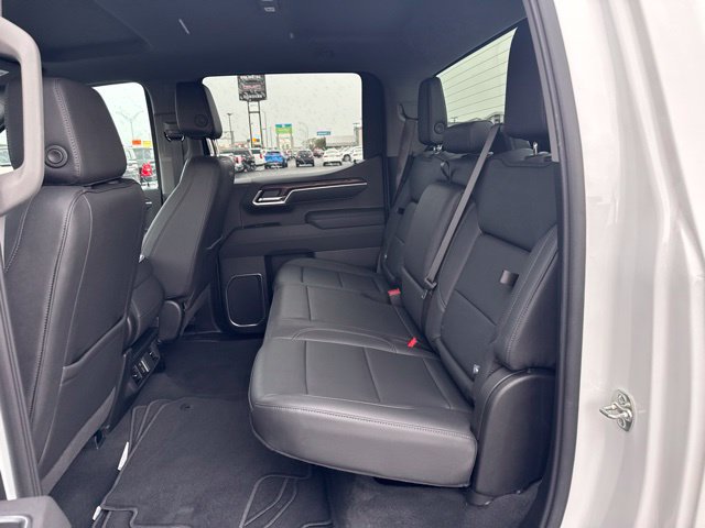 Used 2026 GMC Sierra 1500 SLT AWD/4WD image 19