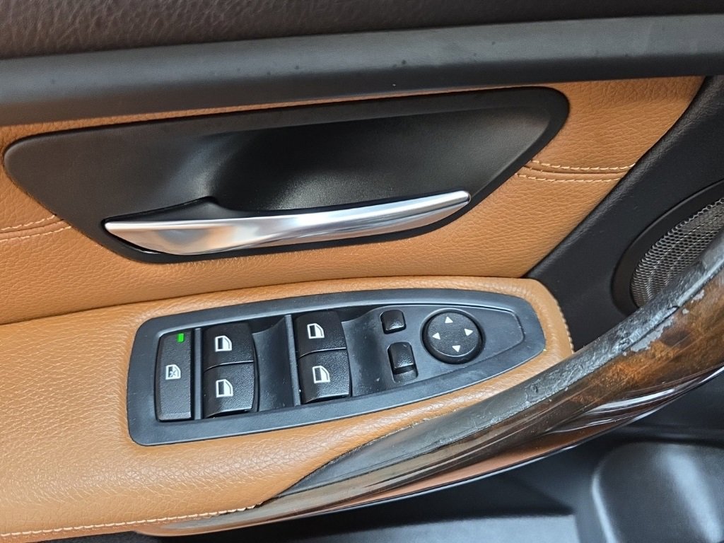 Used 2015 BMW 335i Sedan image 22