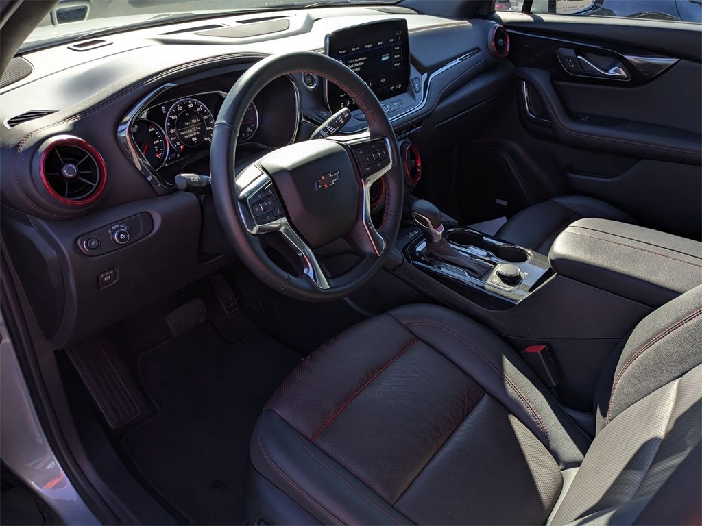 Used 2025 Chevrolet Blazer RS image 17