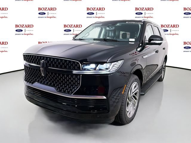 New 2026 Lincoln Navigator Premiere AWD/4WD image 3