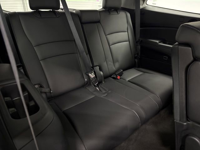 Certified 2021 Honda Pilot Touring image 21