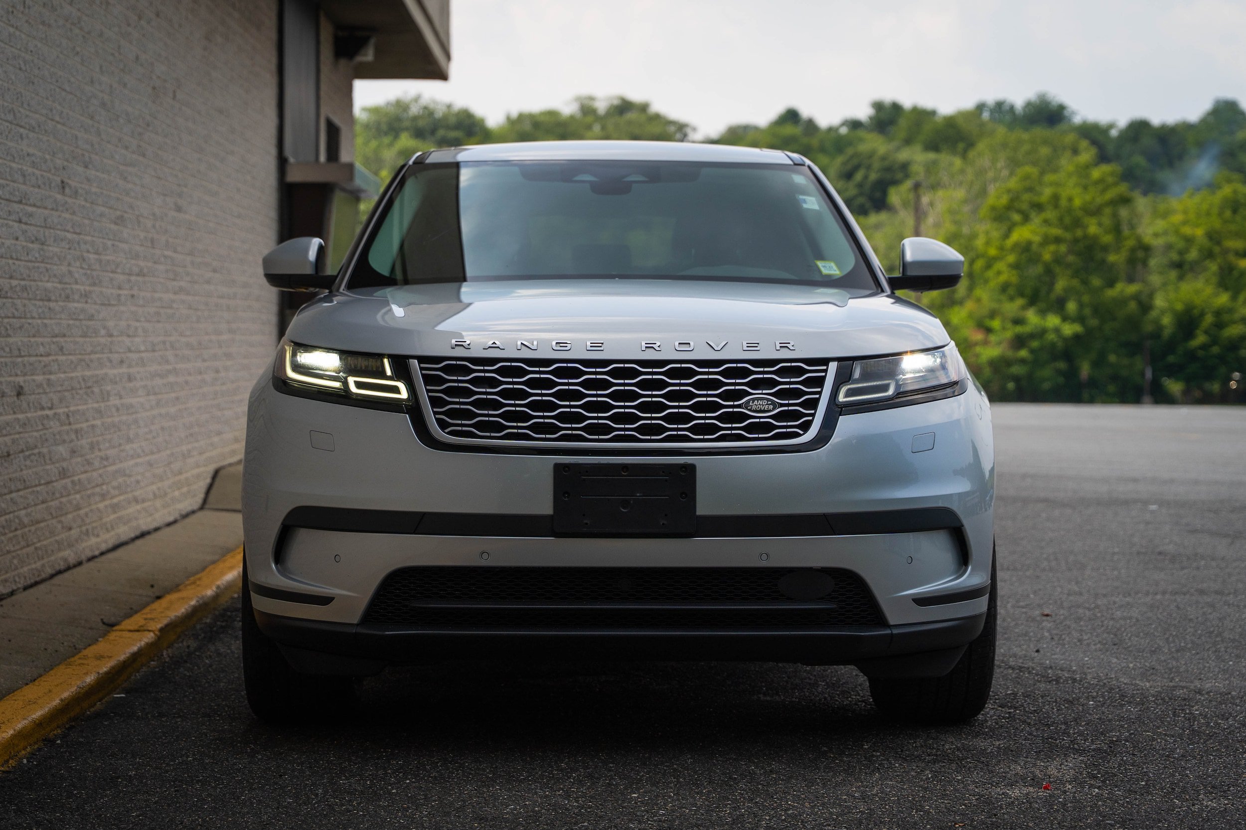 Used 2023 Land Rover Range Rover Velar S AWD/4WD image 8