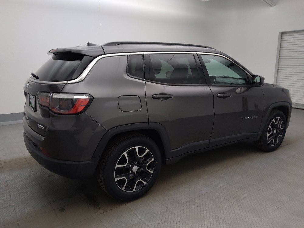 Used 2022 Jeep Compass Latitude FWD image 10