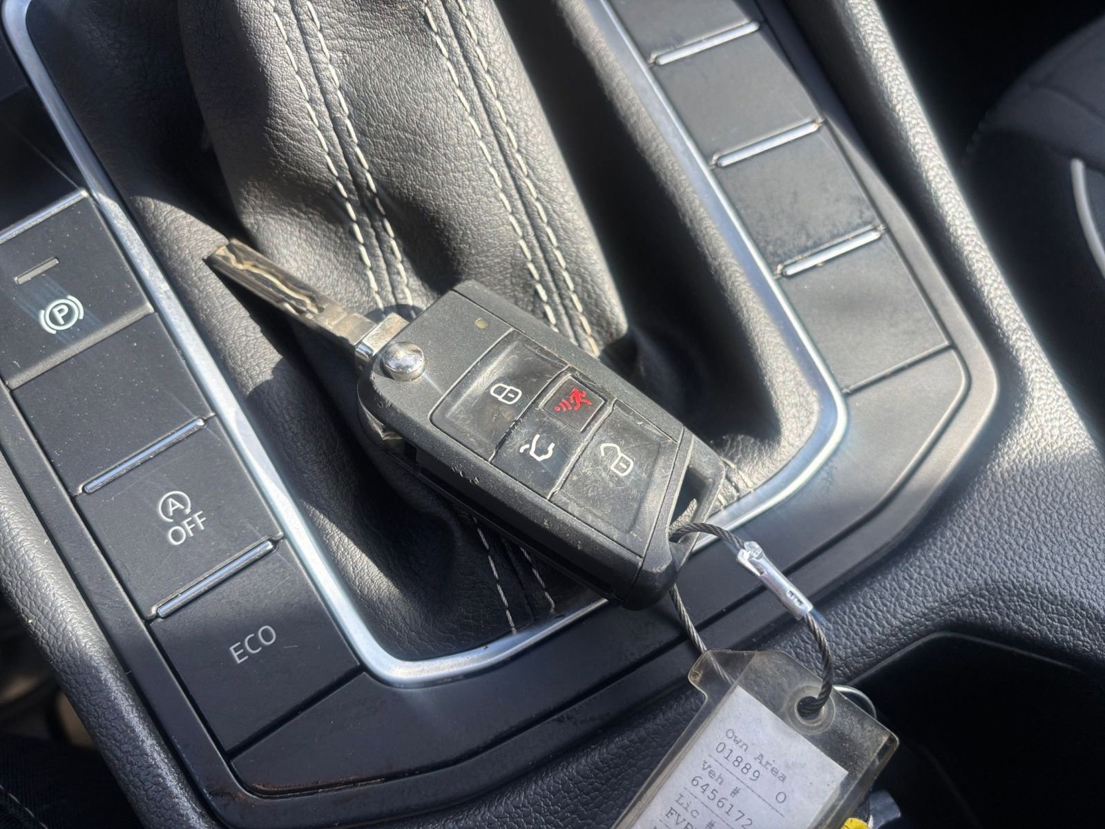 Used 2025 Volkswagen Jetta Sport image 21