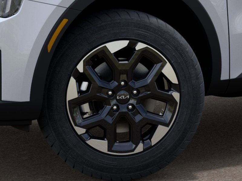 Used 2025 Kia Sorento S image 10