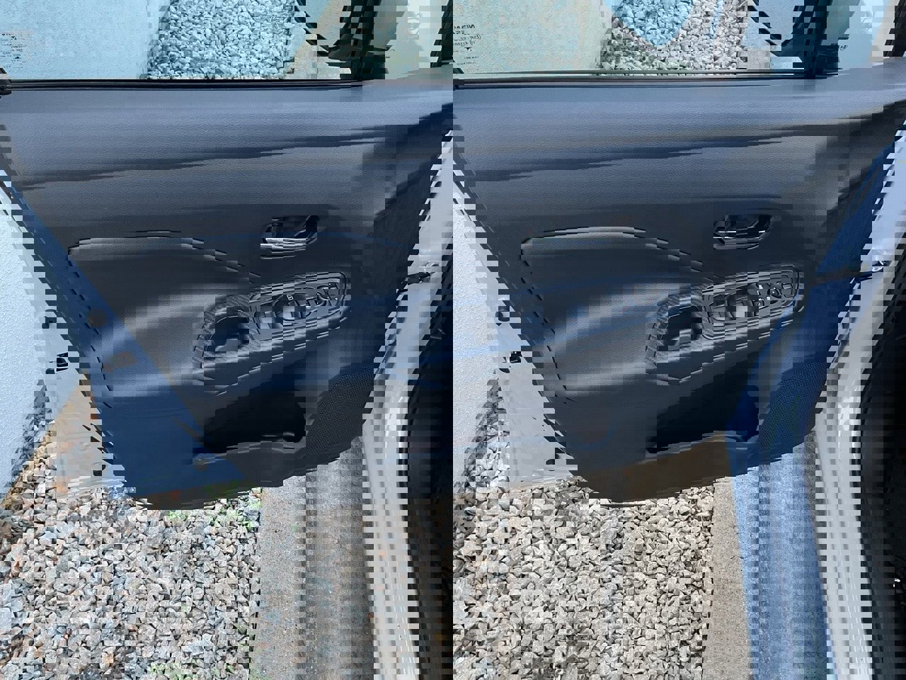 New 2025 Nissan Versa SV w/ Trunk Package image 12