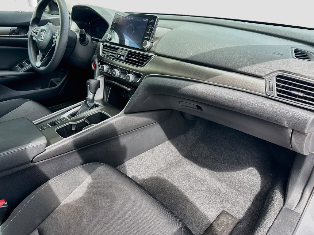 Used 2022 Honda Accord LX image 31