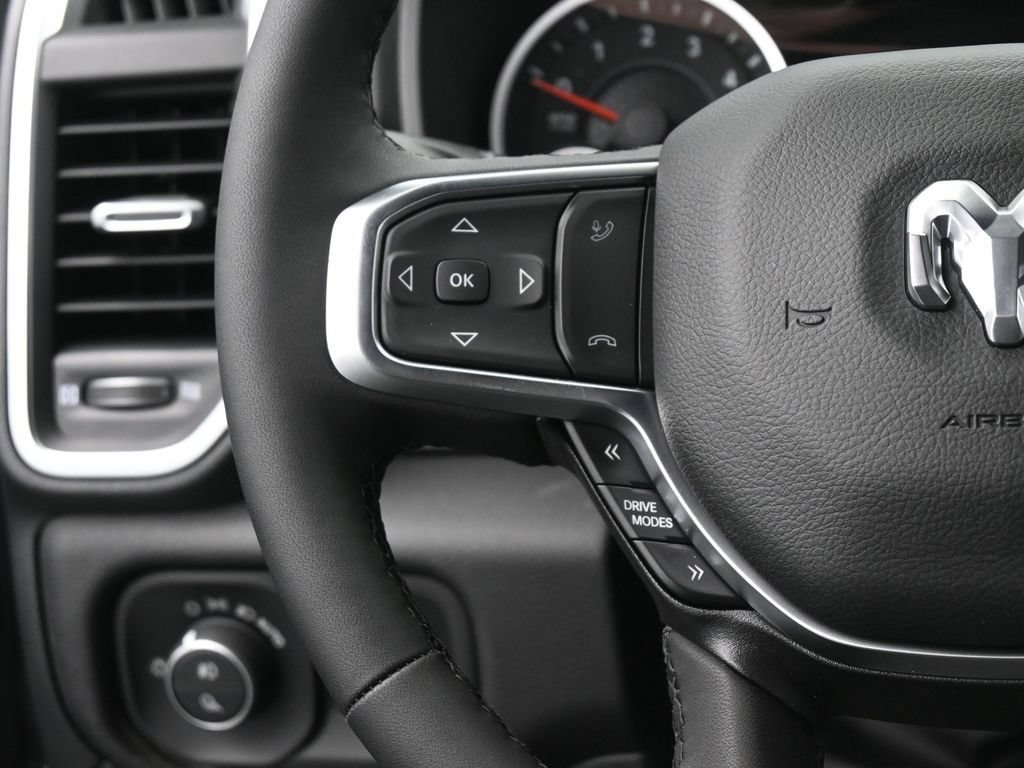 New 2026 RAM 1500 Big Horn AWD/4WD image 30