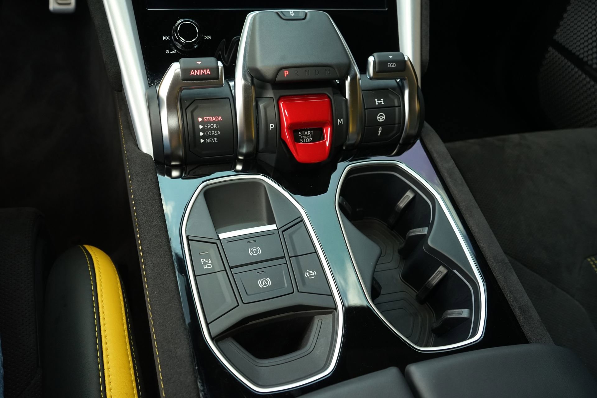 Used 2023 Lamborghini Urus S image 20
