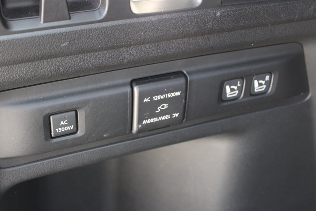 Used 2025 MAZDA CX-70 Plug-In Hybrid w/ Premium Plus AWD/4WD image 11