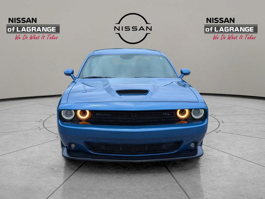 Used 2021 Dodge Challenger R/T w/ Driver Convenience Group RWD image 2