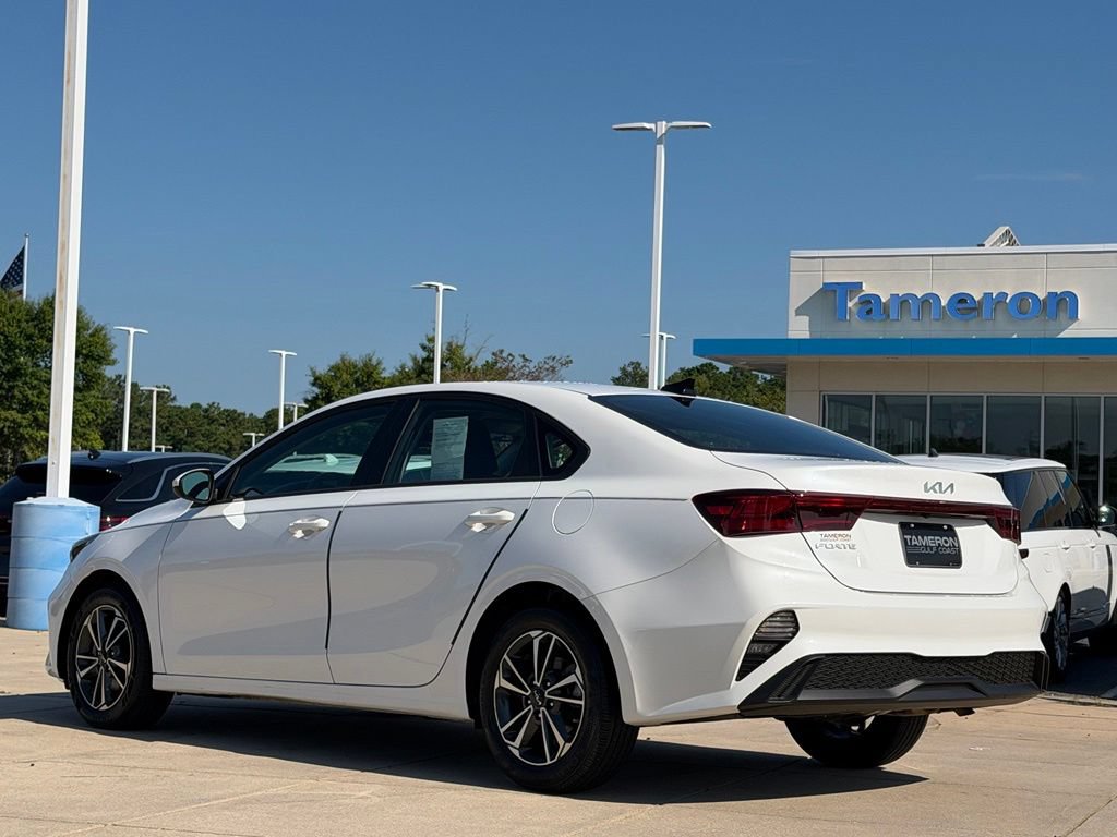 Used 2024 Kia Forte LXS FWD image 6