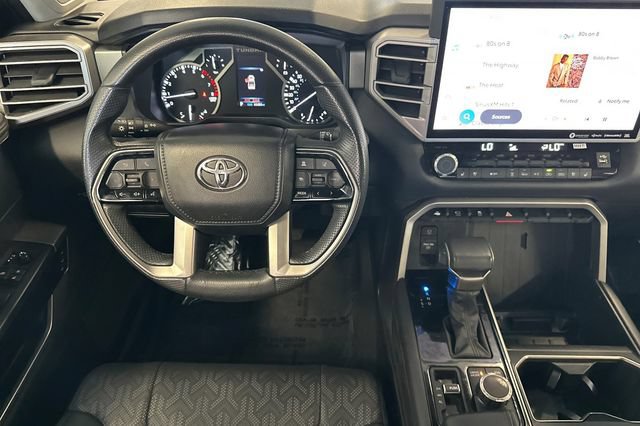Used 2023 Toyota Tundra Limited AWD/4WD image 17