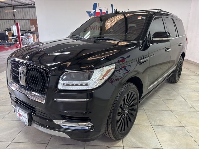 Used 2018 Lincoln Navigator Reserve w/ Technology Package image 3