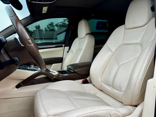 Used 2013 Porsche Cayenne AWD/4WD image 14