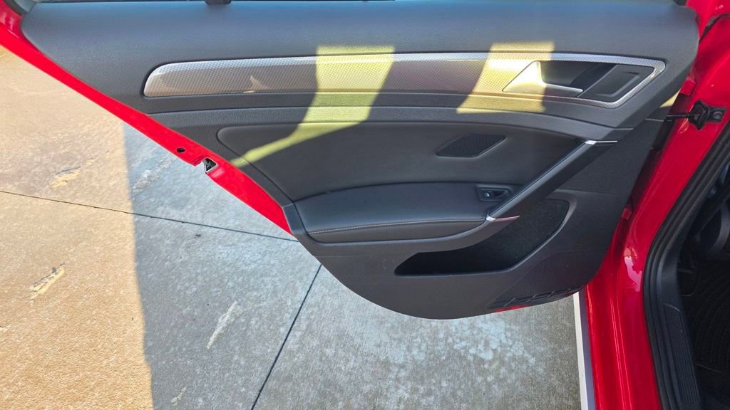 Used 2019 Volkswagen Golf Alltrack SE image 20