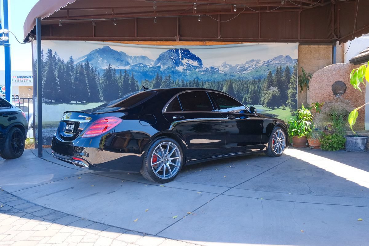 Used 2020 Mercedes-Benz S 560 Sedan image 5