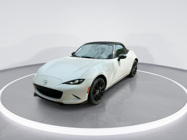 New 2026 MAZDA MX-5 Miata RF Grand Touring RWD image 3