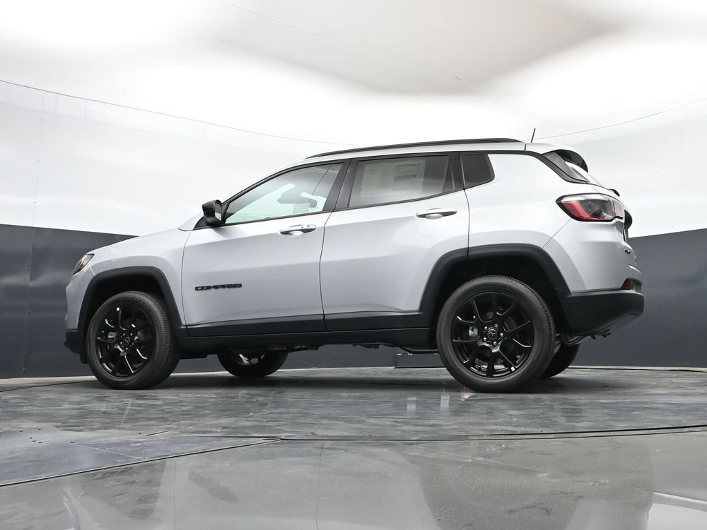 New 2026 Jeep Compass Latitude AWD/4WD image 48