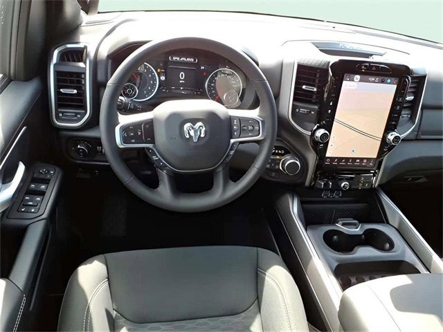 New 2026 RAM 1500 4x4 Crew Cab image 8