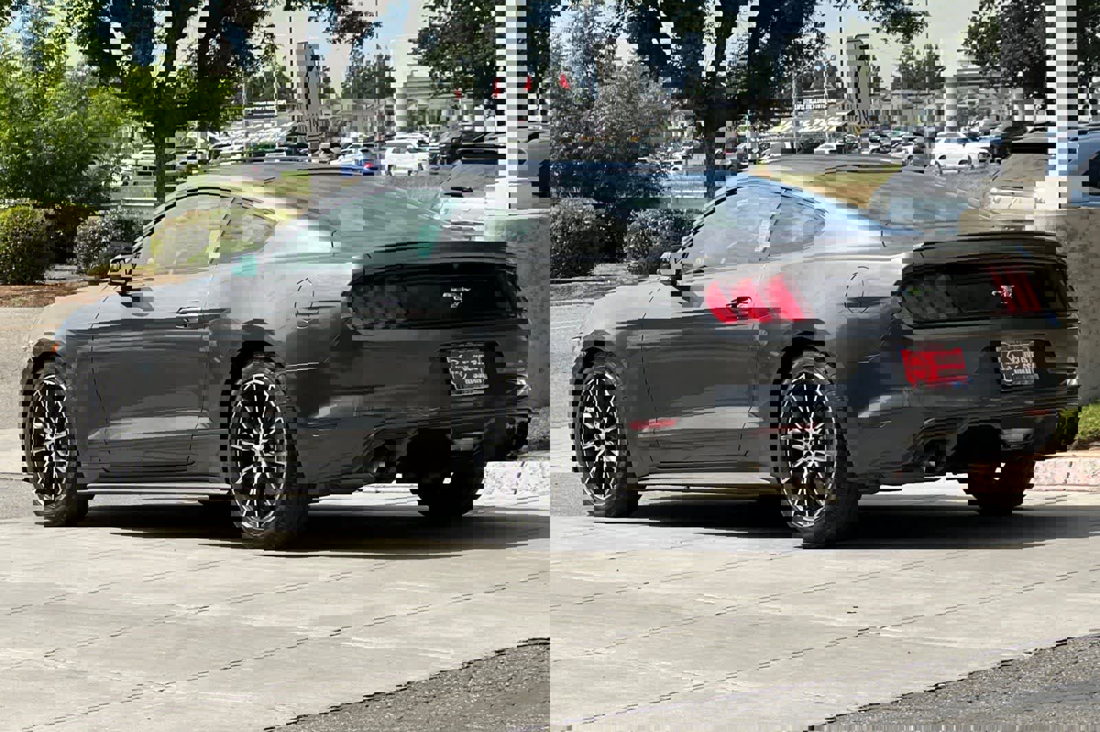 Used 2016 Ford Mustang Coupe w/ Wheel & Stripe Package RWD image 7