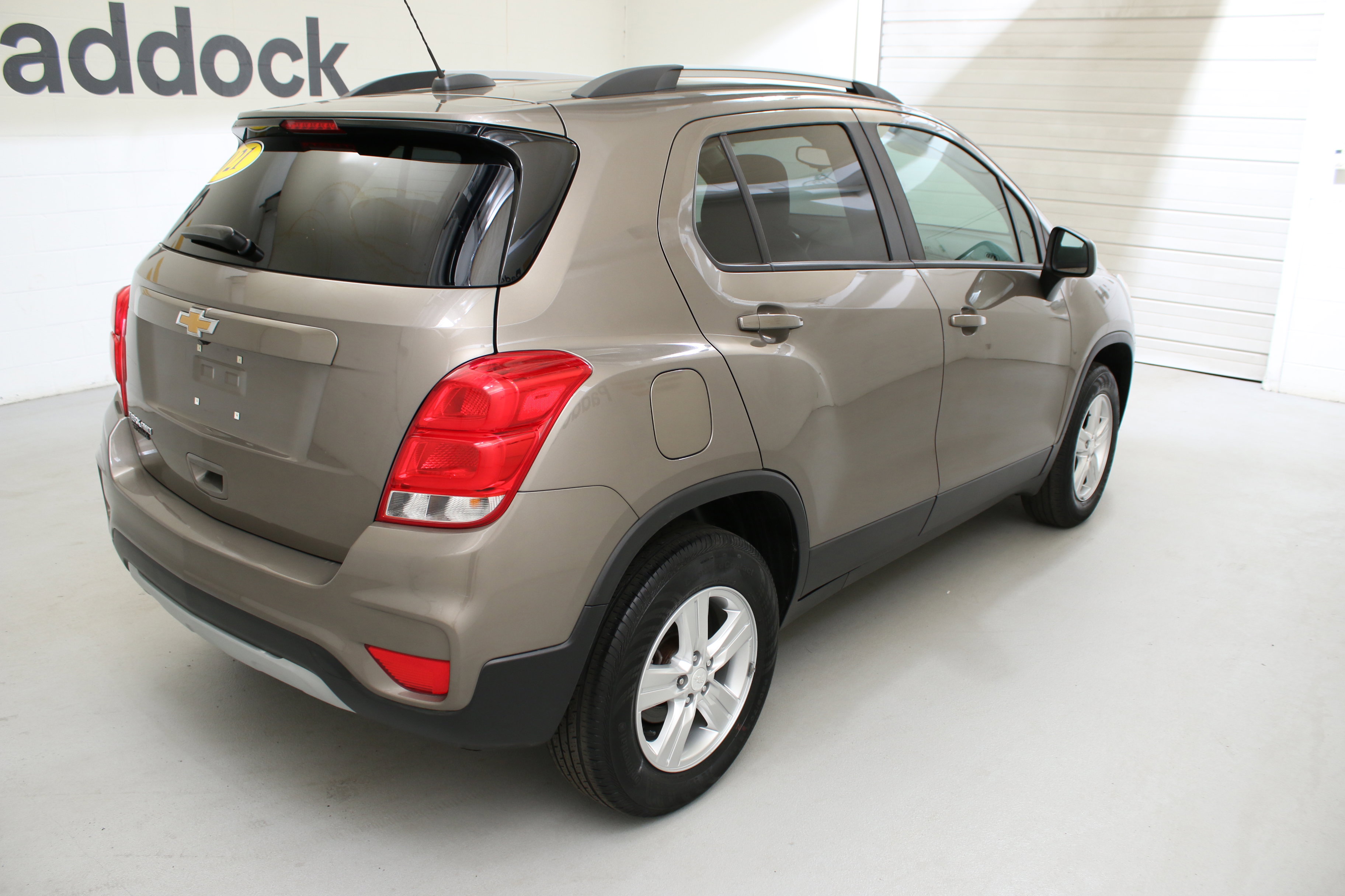 Used 2021 Chevrolet Trax LT AWD/4WD image 8