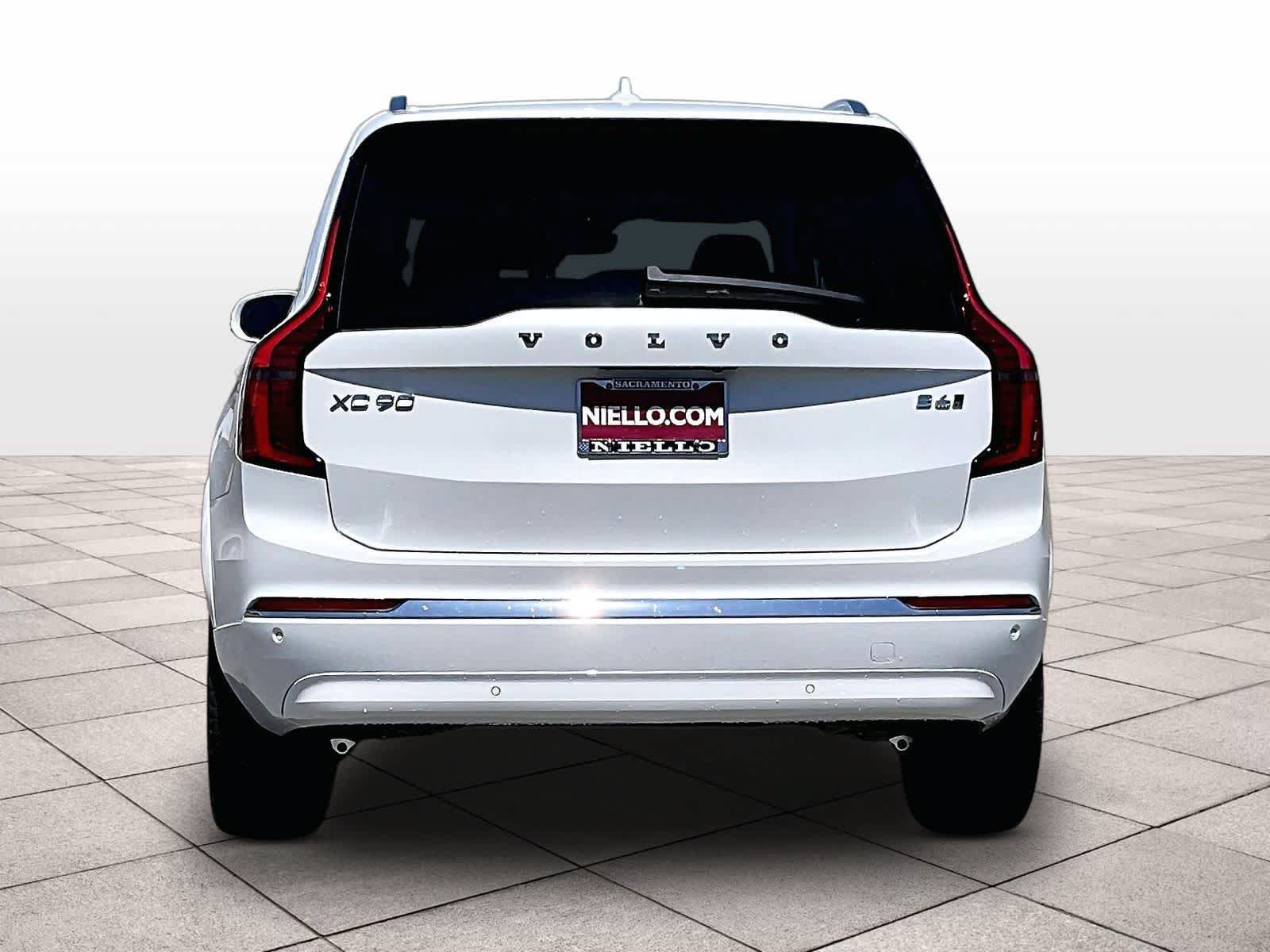 New 2026 Volvo XC90 B6 Core AWD/4WD image 6
