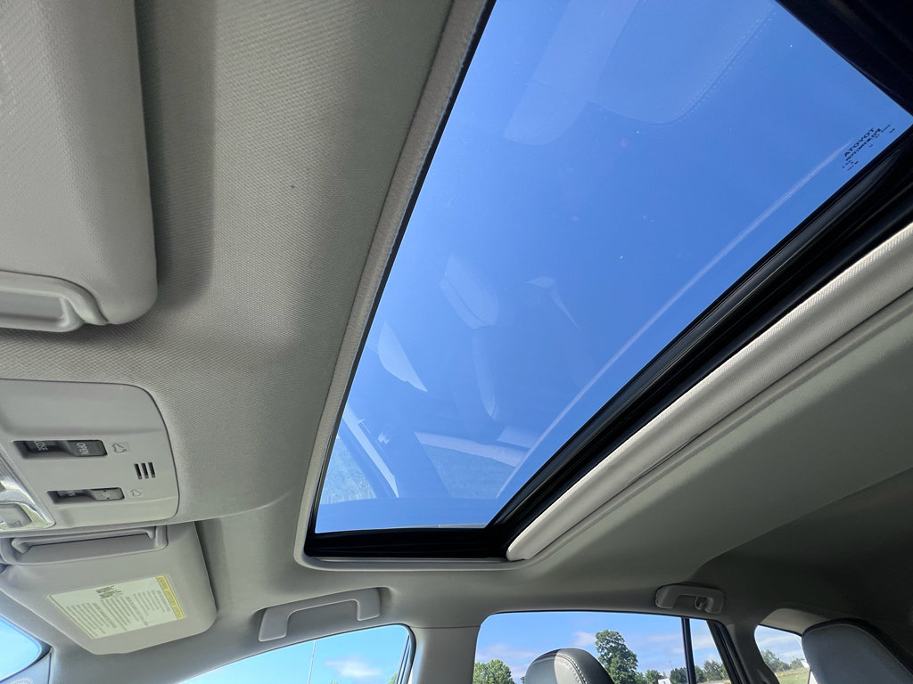 Used 2013 Toyota RAV4 Limited FWD image 23