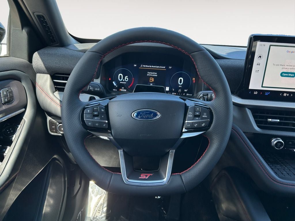 Used 2025 Ford Explorer ST AWD/4WD image 14
