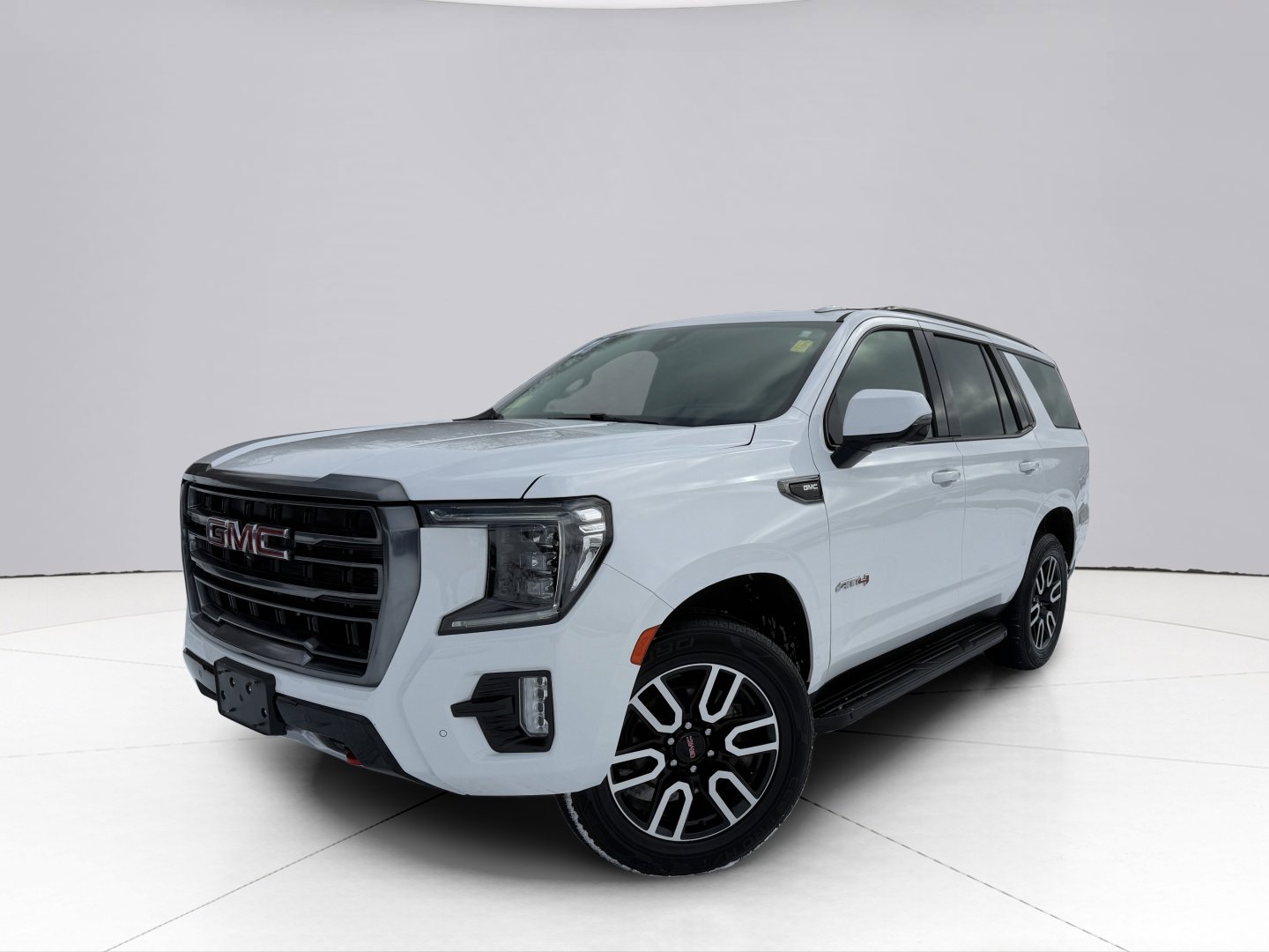 Used 2021 GMC Yukon AT4 w/ Technology Package image 1