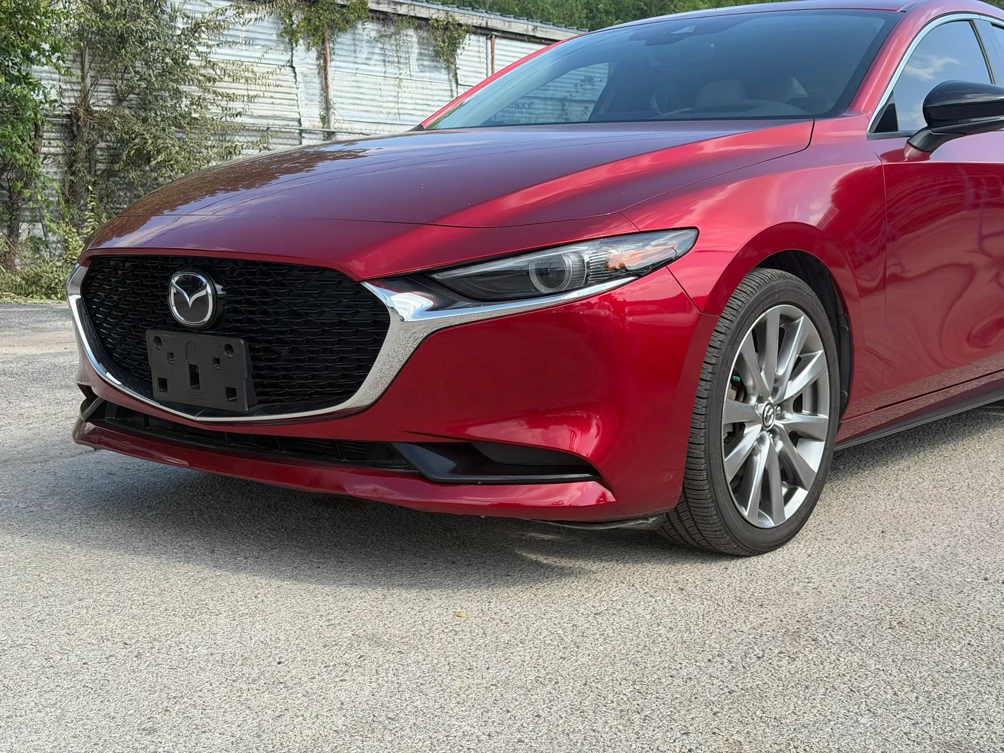 Used 2020 MAZDA MAZDA3 Sedan w/ Black Accent Package FWD image 5