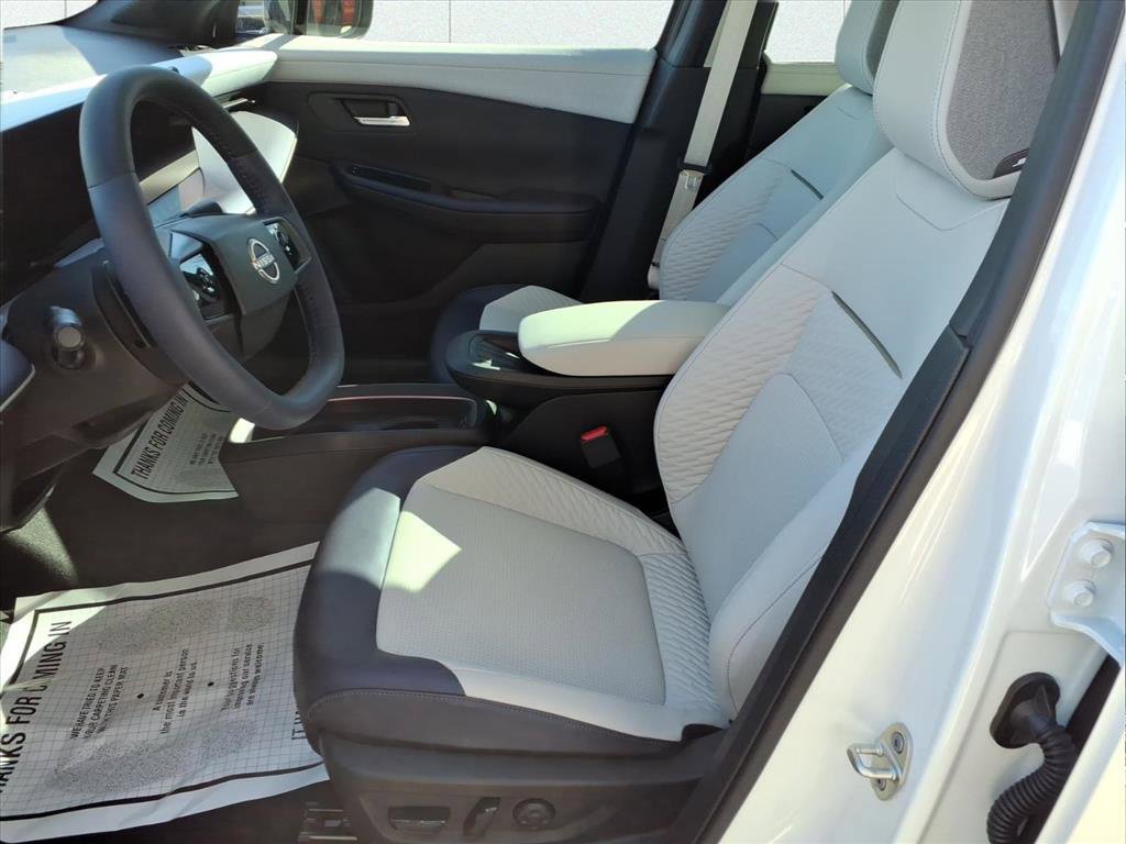 New 2026 Nissan Leaf Platinum+ FWD image 14