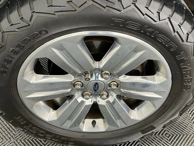 Used 2018 Ford F150 Lariat w/ Equipment Group 502A Luxury image 29