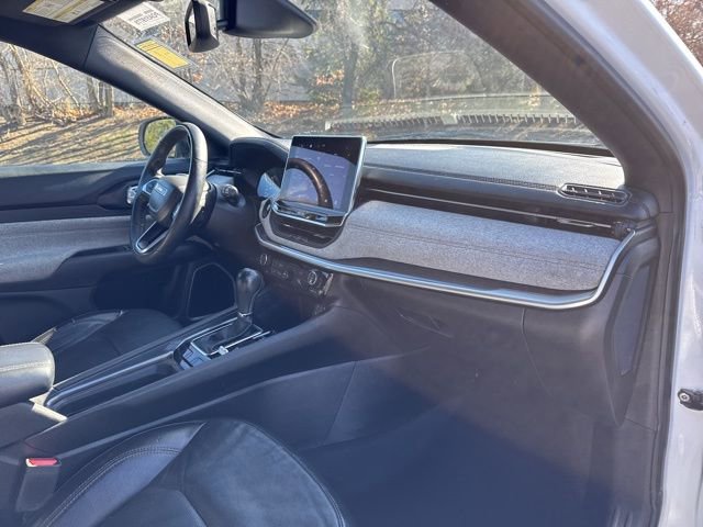 Used 2023 Jeep Compass Latitude image 26