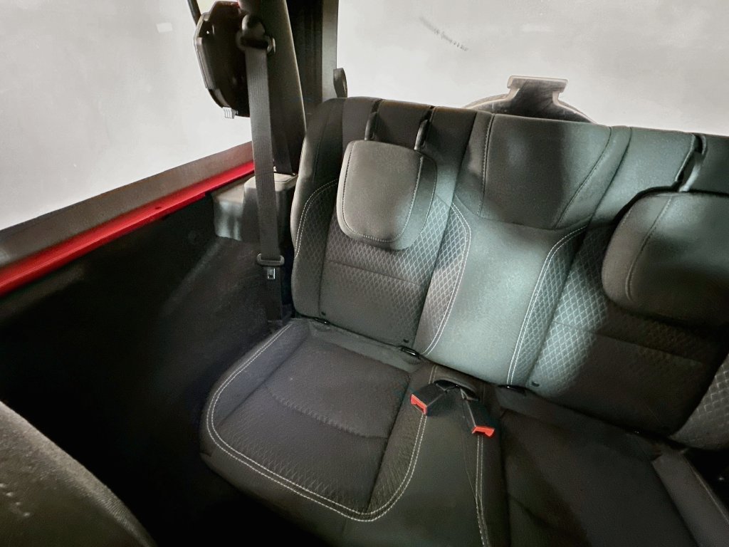 Used 2021 Jeep Wrangler Sport AWD/4WD image 12